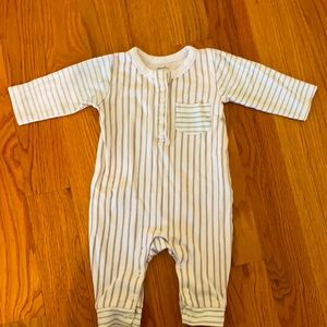 Pehr long sleeved romper